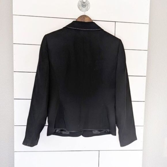 TAHARI Arthur S. Levine Black Blazer Suit Coat 10P - Picture 2 of 4